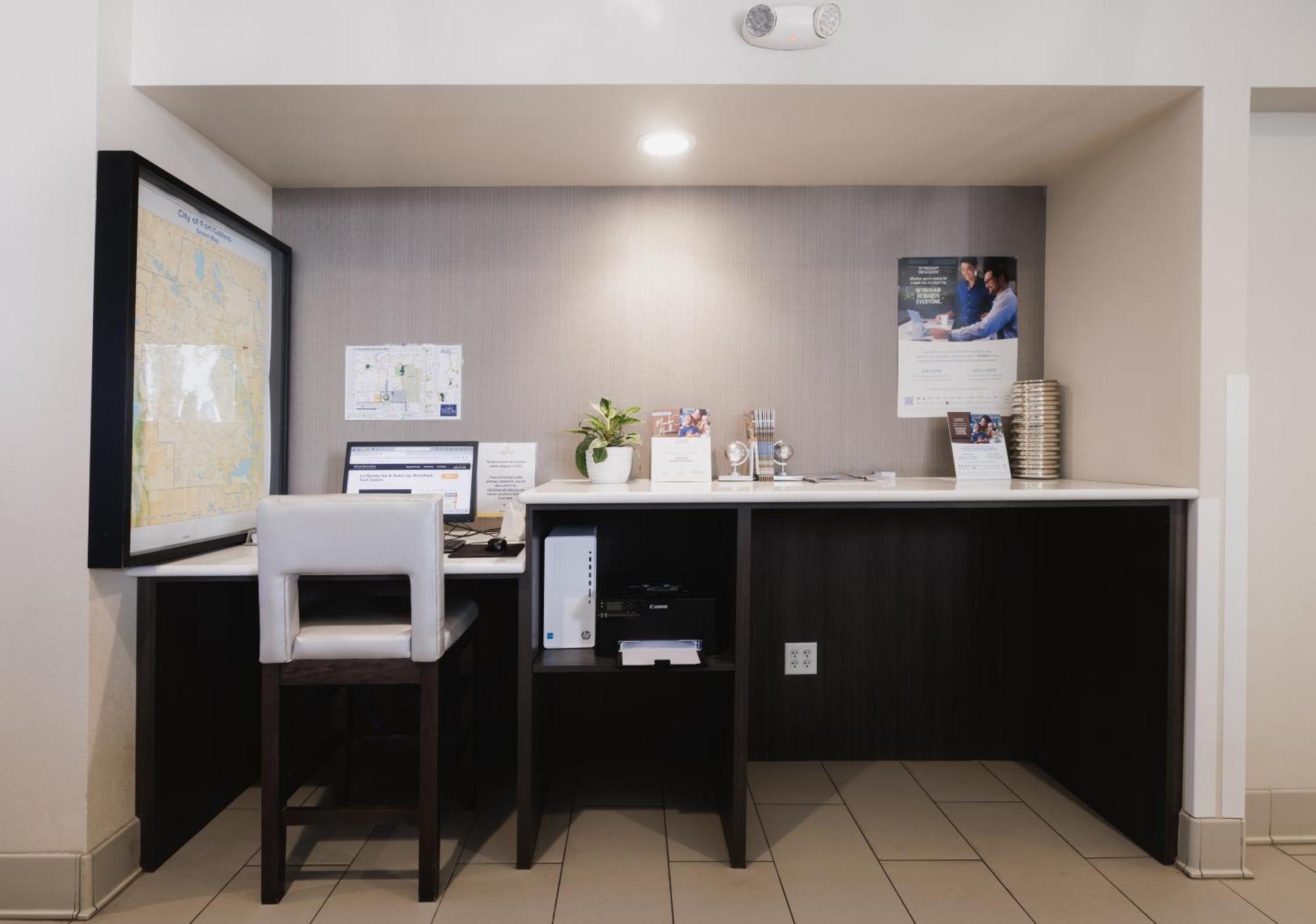 La Quinta Inn & Suites By Wyndham Fort Collins, Colorado Exteriör bild